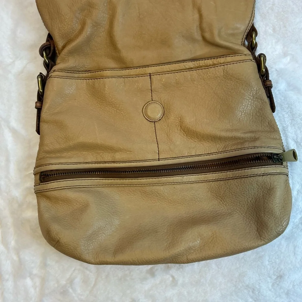 Fossil Explorer Leather Hobo Shoulder Bag Tan Brown